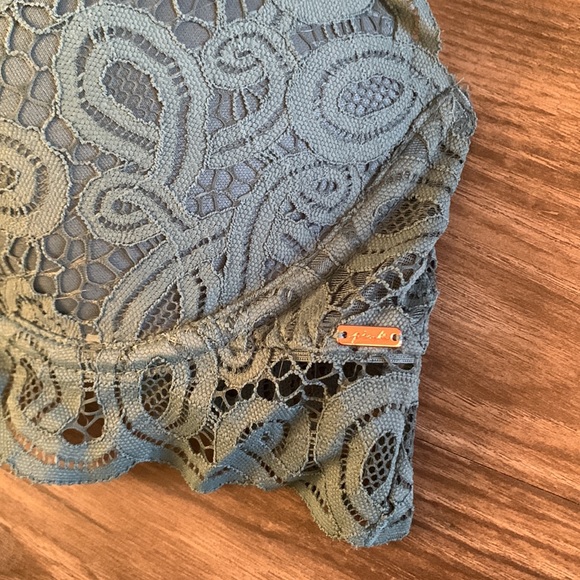 NWT Victoria’s Secret Push Up Lace Bralette - Picture 4 of 4